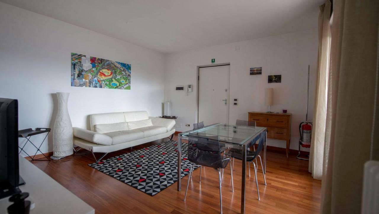 B&B Pierpy Appartamento Pescara Mare ภายนอก รูปภาพ